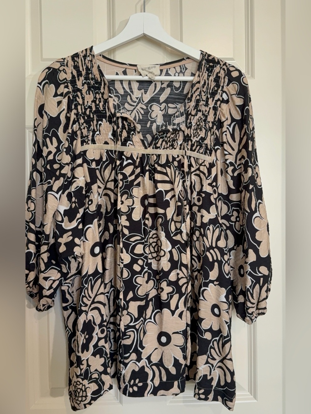 Umgee Black and Beige Floral Smocked Peasant Top